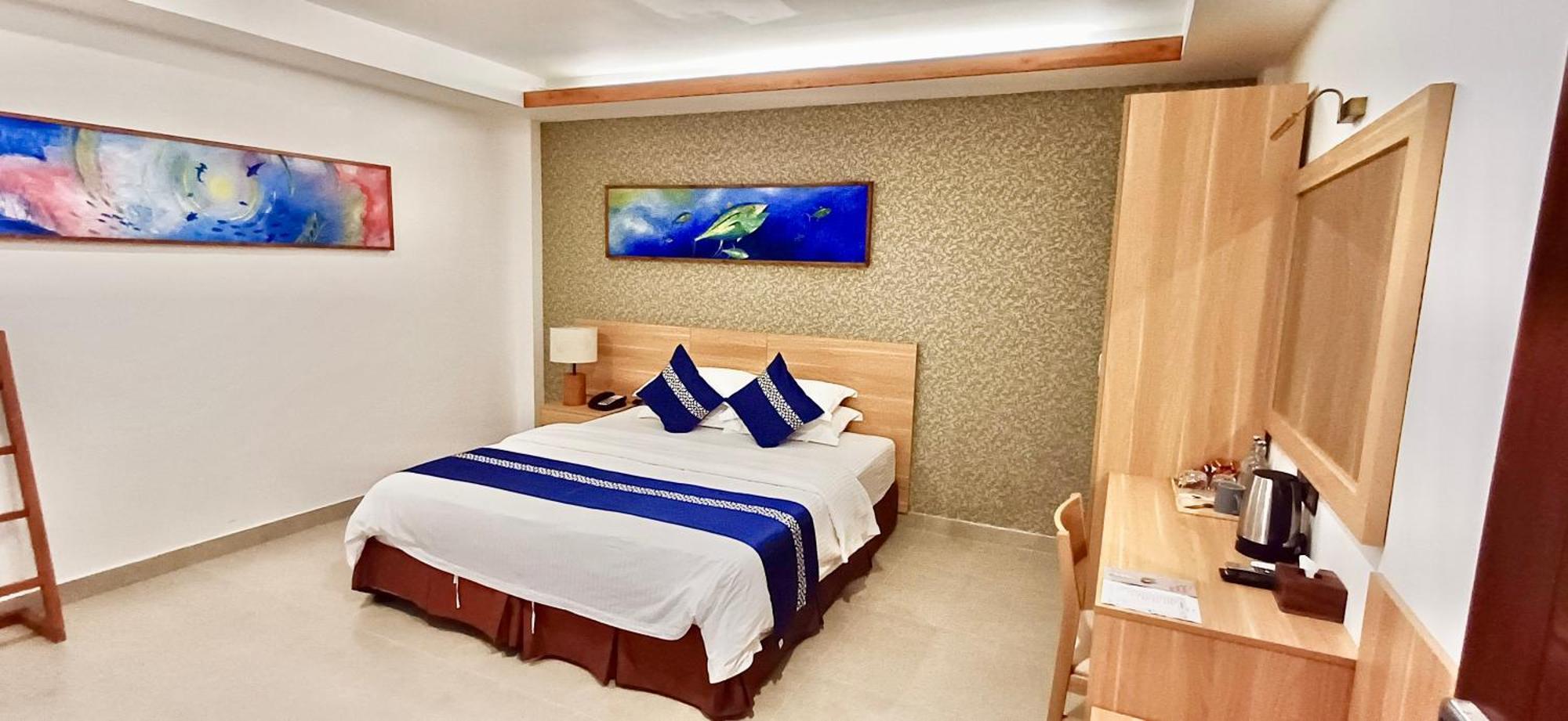 Ayala Oceanview Maldives Hotel Gulhi Exterior foto